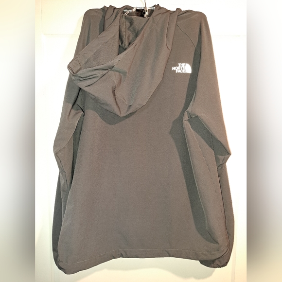 The North Face light weight jacket - Picture 6 of 14